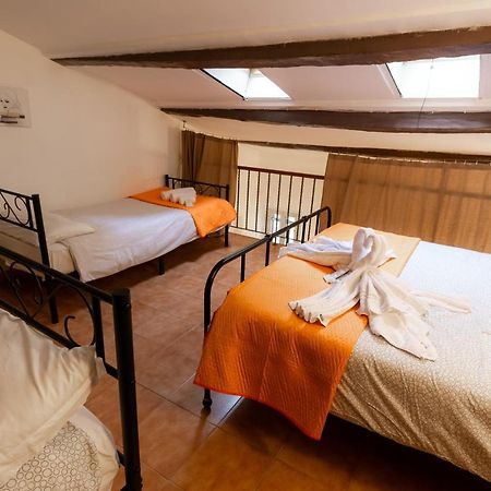 Trastevere Four Seasons Trilussa 1 Rome Bagian luar foto