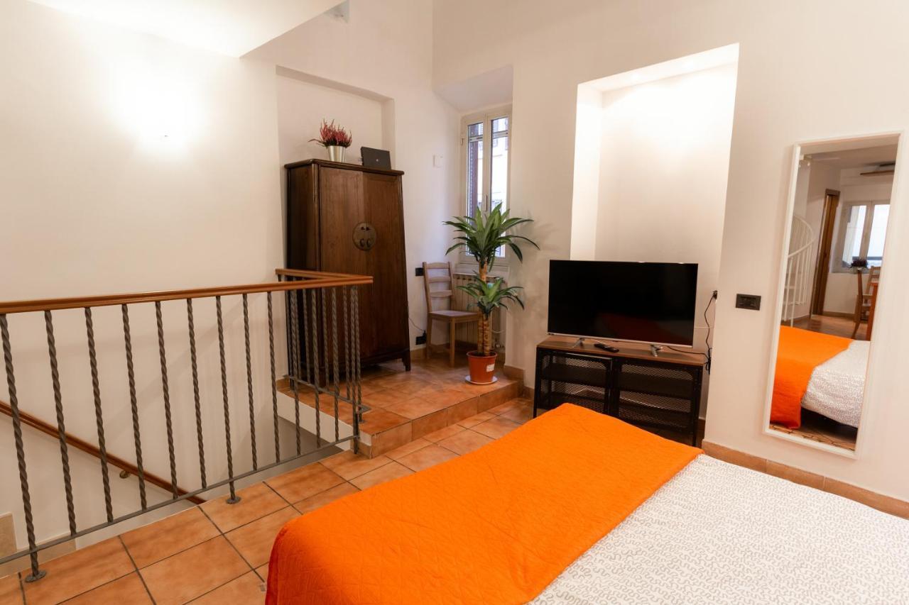 Trastevere Four Seasons Trilussa 1 Rome Bagian luar foto