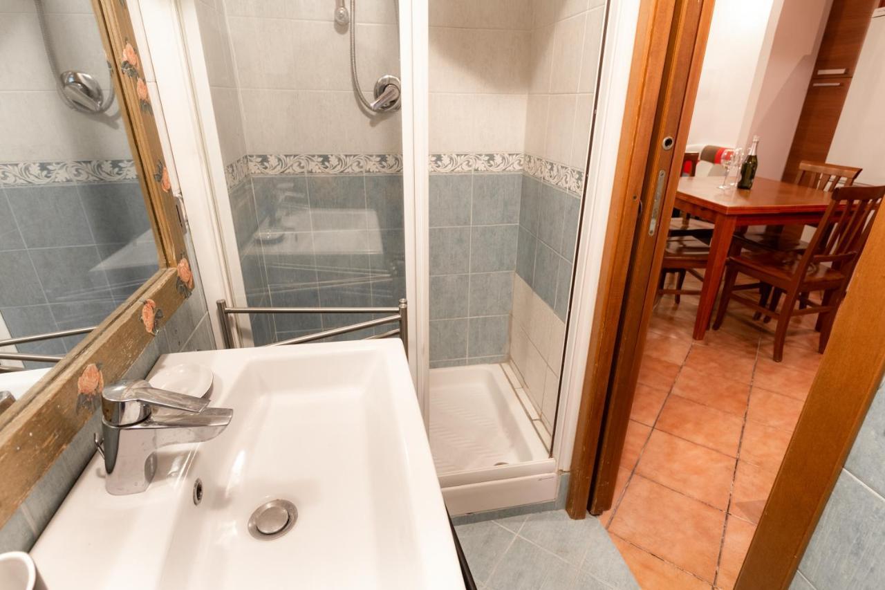 Trastevere Four Seasons Trilussa 1 Rome Bagian luar foto