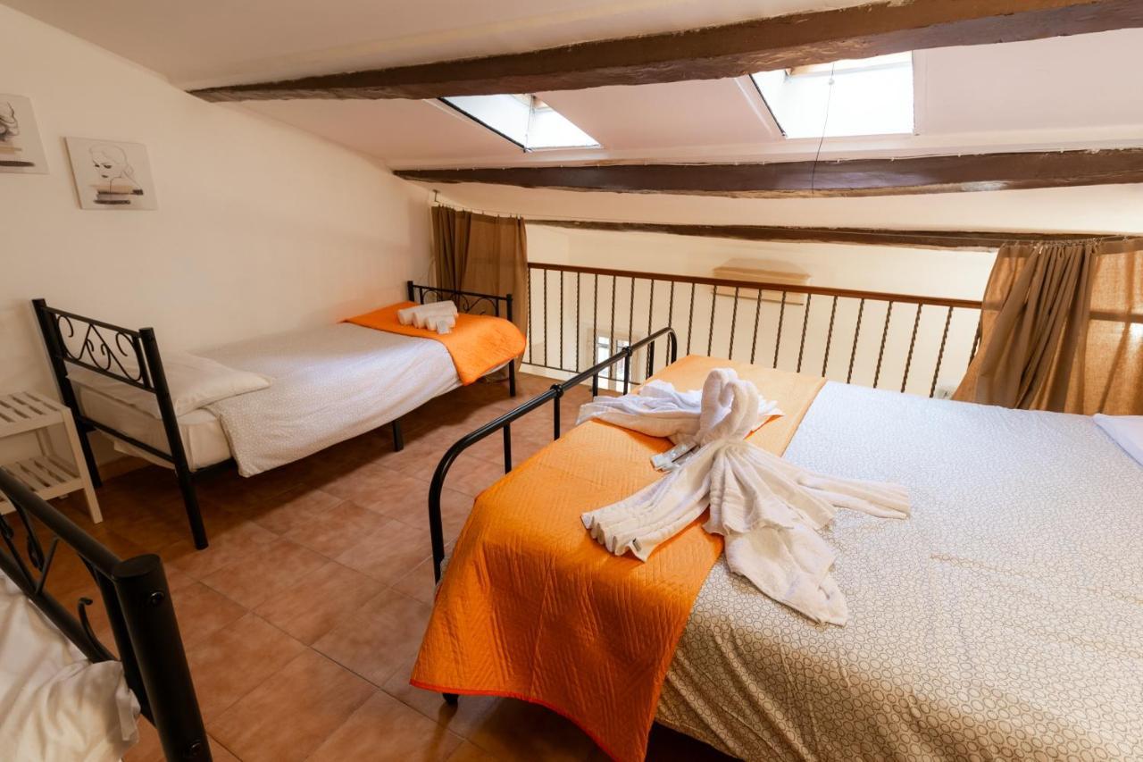 Trastevere Four Seasons Trilussa 1 Rome Bagian luar foto